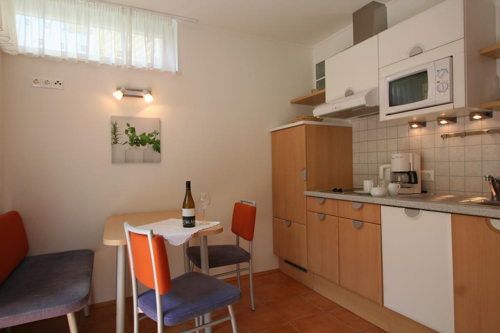 Buchenheim Apartments Reifnitz Bagian luar foto